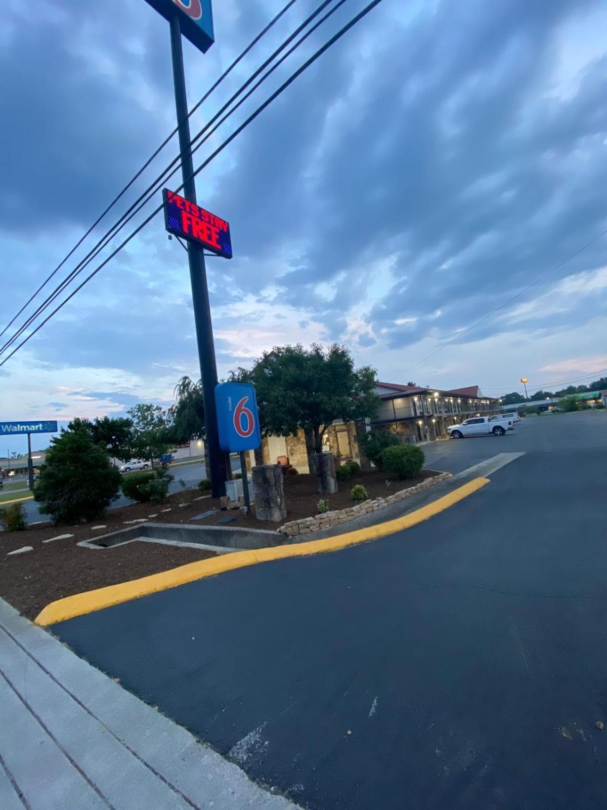 Motel 6 Manchester Tn Extérieur photo